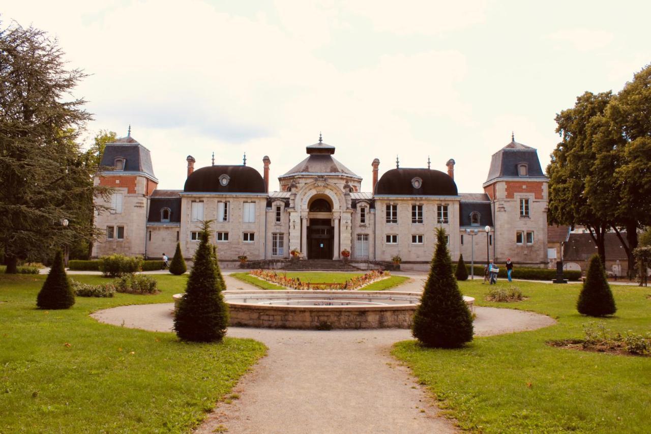 Suite Standing Au Coeur Du Jura Courbouzon (Jura) Exterior foto